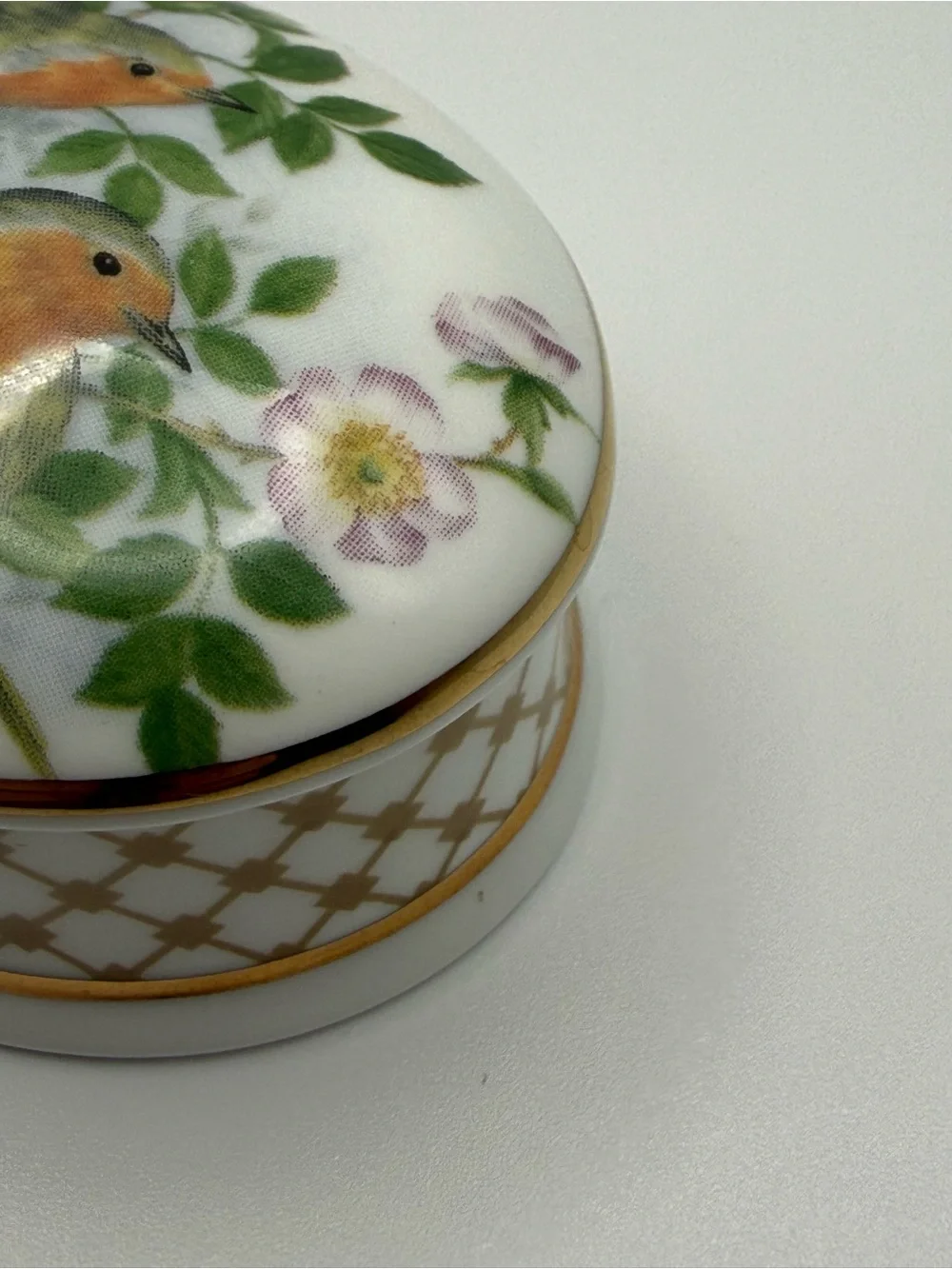 Vintage Falcon China Staffordshire England Robin Bird Porcelain Trinket Box
